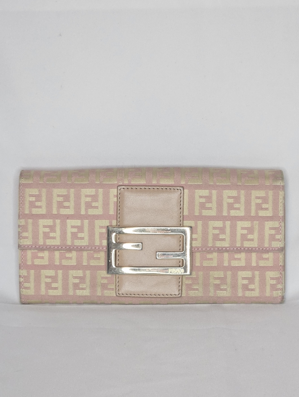 Fendi P. Foglio Donna Zucch Toro Rosa Banana Natural Wallet Vintage
